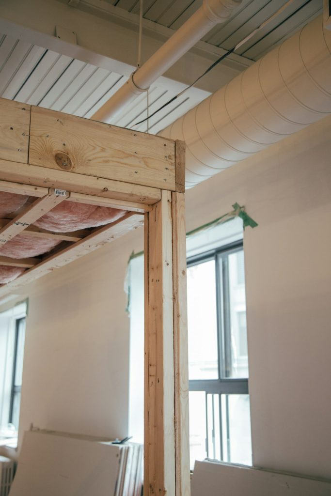 brown-wood-platform-inside-room-during-daytime-wlgyssxsms